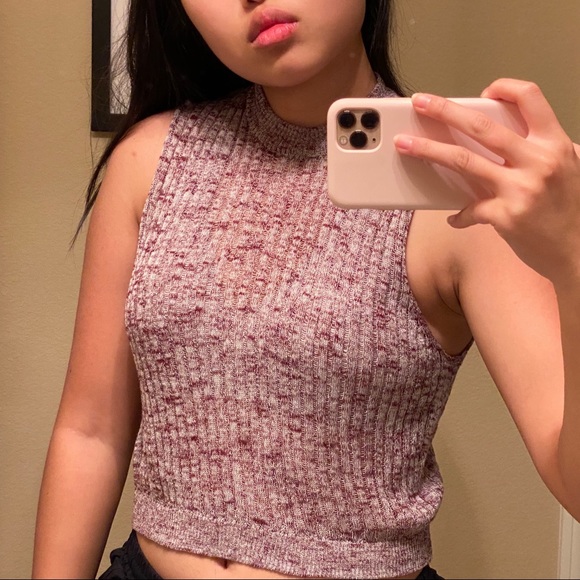 Purple Ribbed Halter Top - Picture 5 of 5